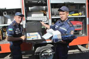 Надзвичайники мають в арсеналі сучасне рятувальне обладнання та пожежний автомобіль першої допомоги.